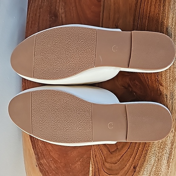 Cici-cherry cream and gold mules - Picture 3 of 9